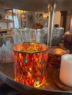 Lysglass med mosaikk i rødbrune farger thumbnail