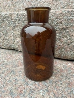 Brun vase 20 cm