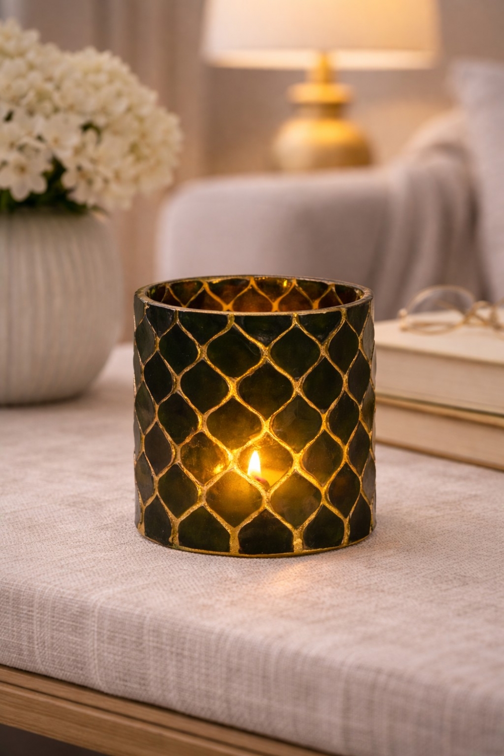 Mosaikk er så vakkert og når lyset brenner så skinner det veldig fint! Glasset er 7 x 8 cm.