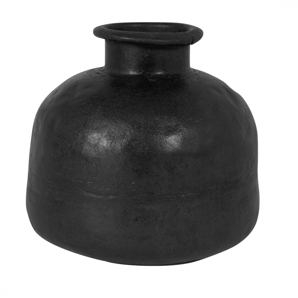 Vase i metall 25 x 25 x 25 cm.